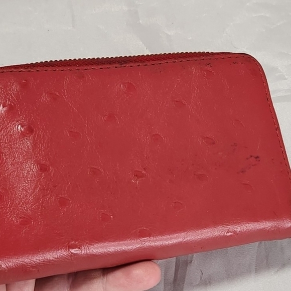 Michael Kors Red Ostrich Leather zipper Wallet Beautiful!  Preloved - Picture 2 of 10